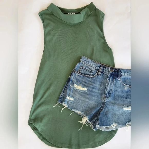 NWOT || FREE PEOPLE || LA Livin 90210 top - Picture 3 of 7